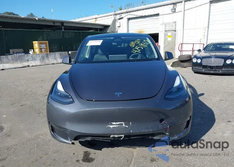 2023 Tesla Model Y Awd/Long Range Dual Motor All-Wheel Drive из США, поврежденный, VIN 7SAYGDEE3PA187644